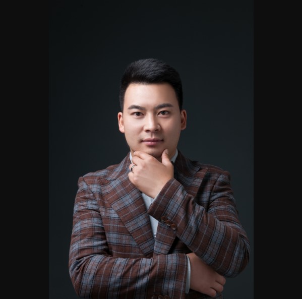 分公司負(fù)責(zé)人陳加魁