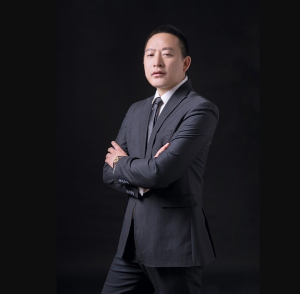 資質(zhì)資深專(zhuān)員吳靜